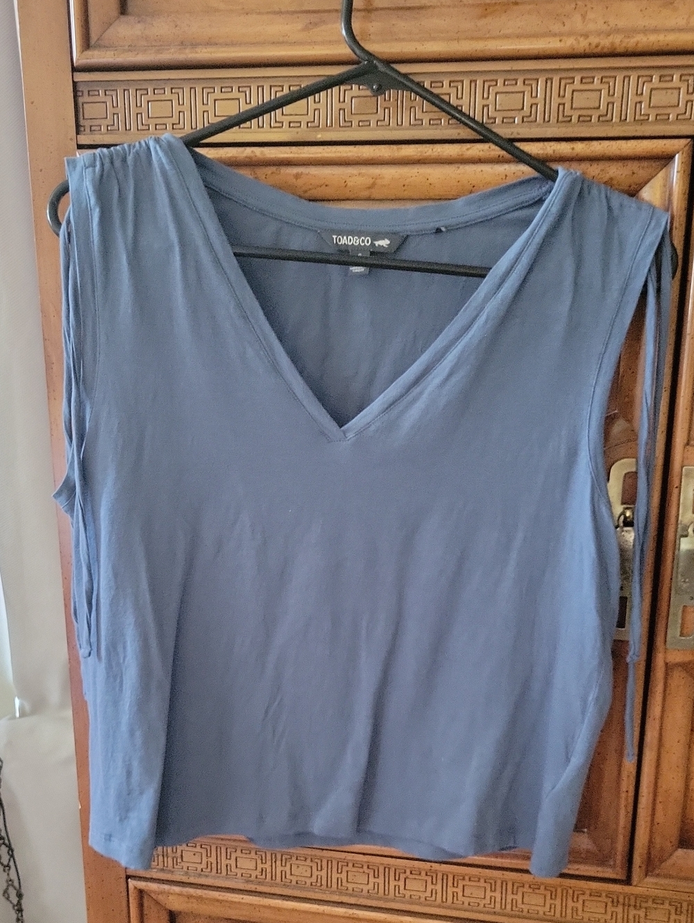 Toad&Co Slate Blue V-Neck Sleeveless Tank with Side Ties